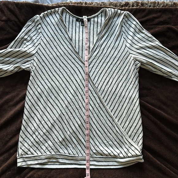 INC Women’s Wrap 3/4 Length Sleeve Top Large - Picture 12 of 12